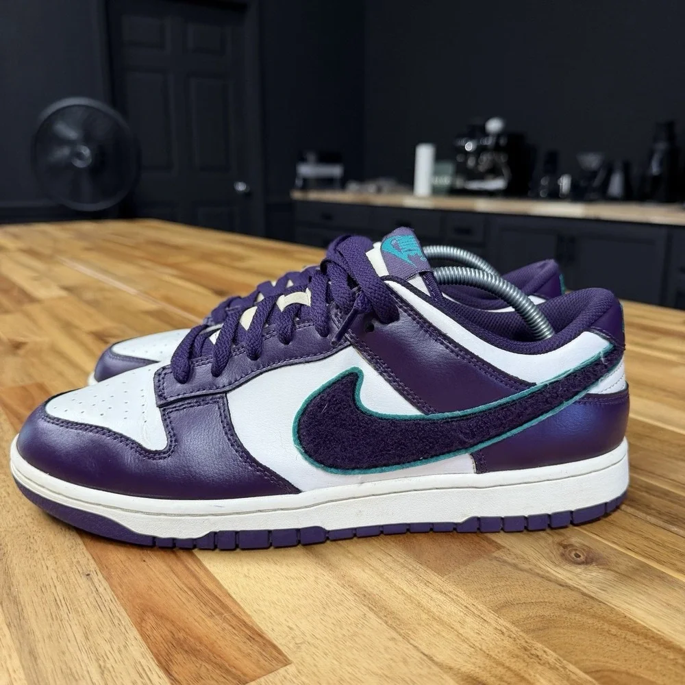Mens Nike DUNK LOW CHENILLE SWOOSH SAIL GRAND PURPLE Teal Size 11